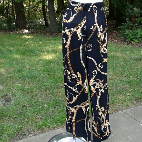 Mlle Gabrielle Black/Gold Chain-Link Print Pants - Picture 5 of 5